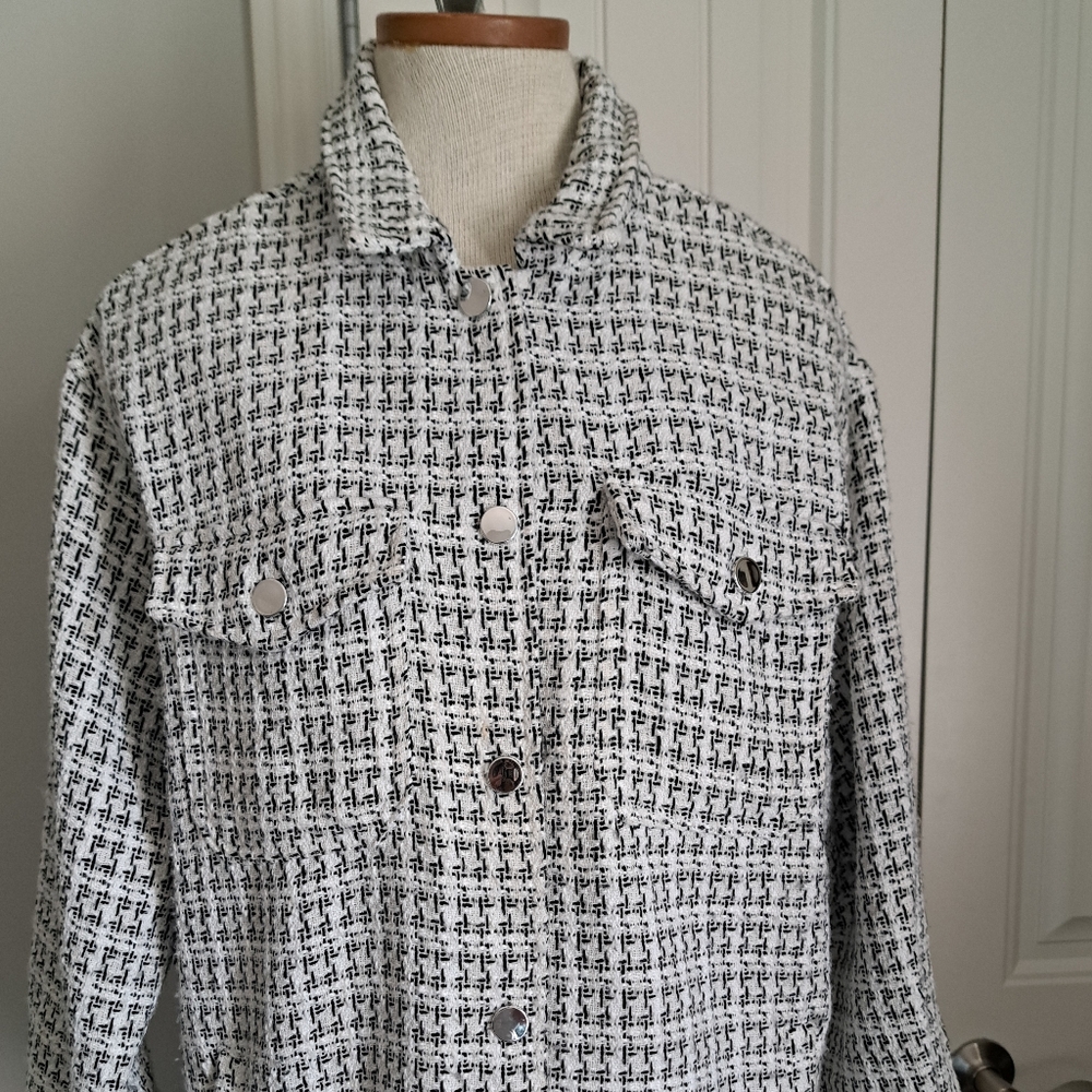 STOOSH Tweed like Jacket black white shacket blazer silver buttons pockets XL